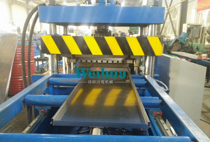 輕型貨架生産設備