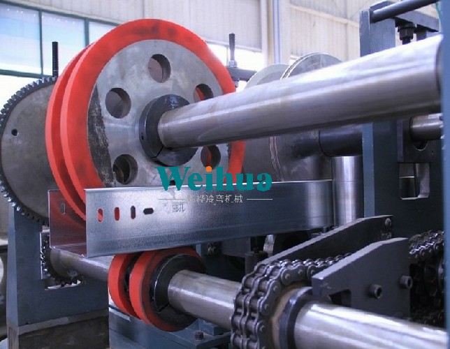 建築橋架、線槽生産線